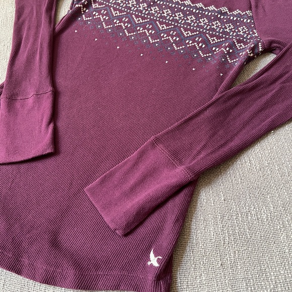 Eddie Bauer Long Sleeved Thermal Top - Picture 2 of 8